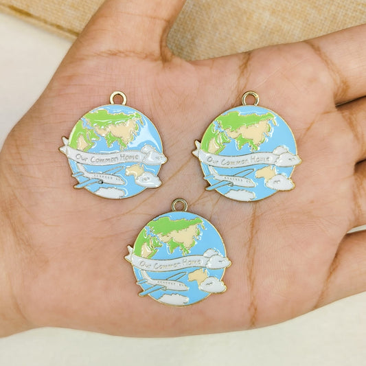 Common Home Globe Charms