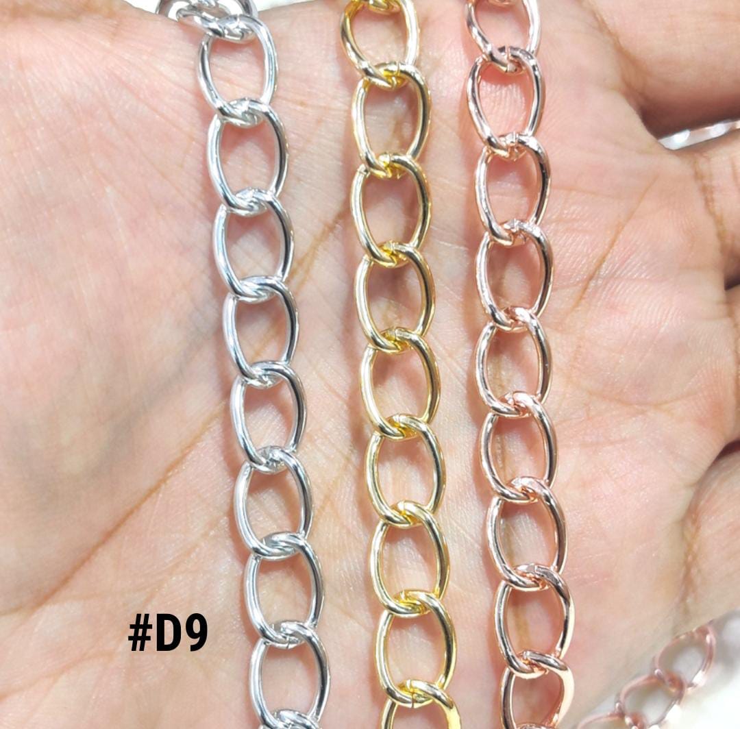 Curvy Big-Link Metal Chain