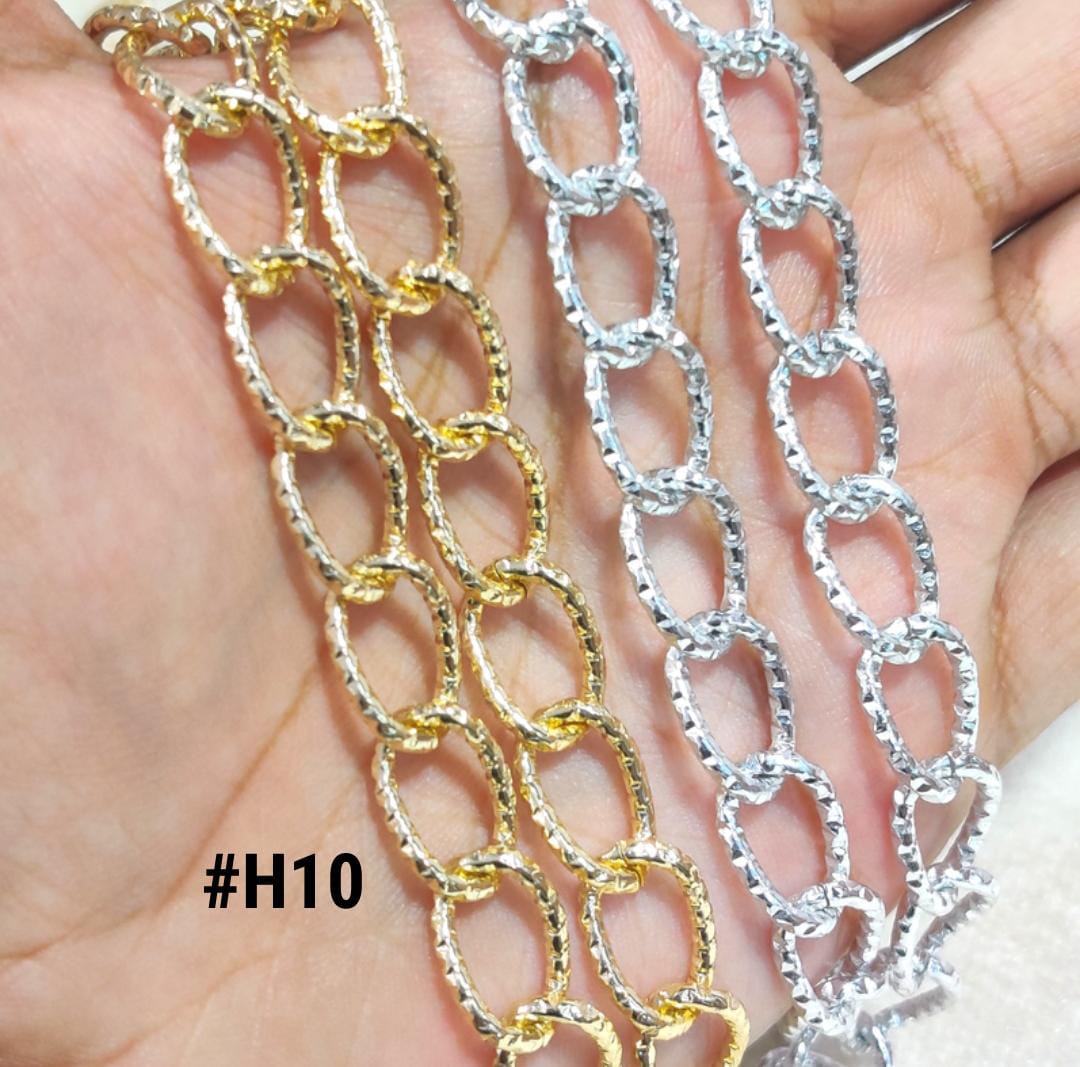 Curvy Textured Big-Link Chain
