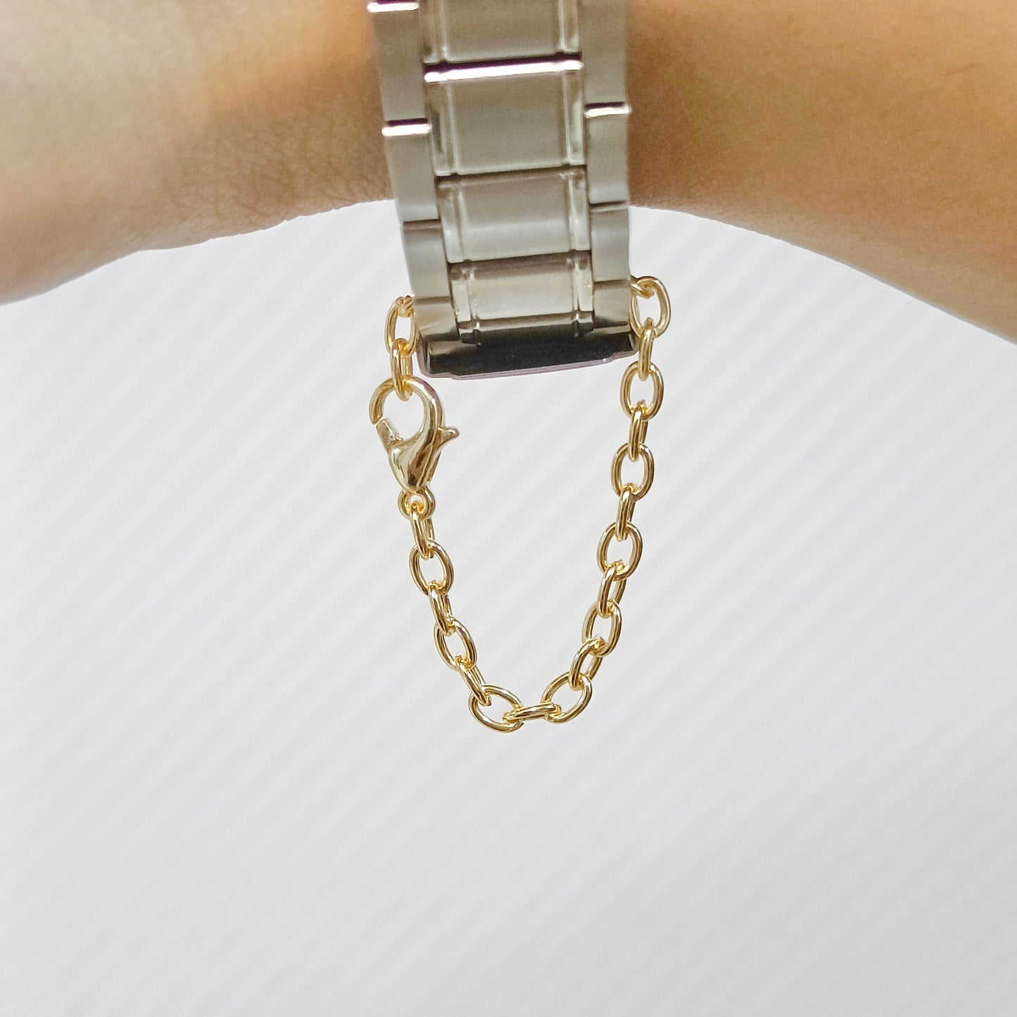 Sleek Narrow Link Chain Plain Watch Charm