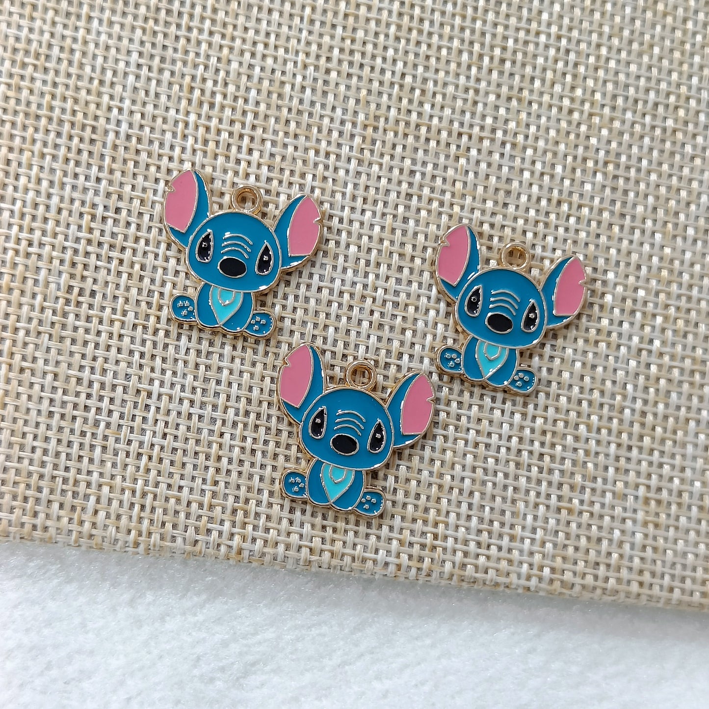 Cute Sitting Stitch Disney Metal Charms