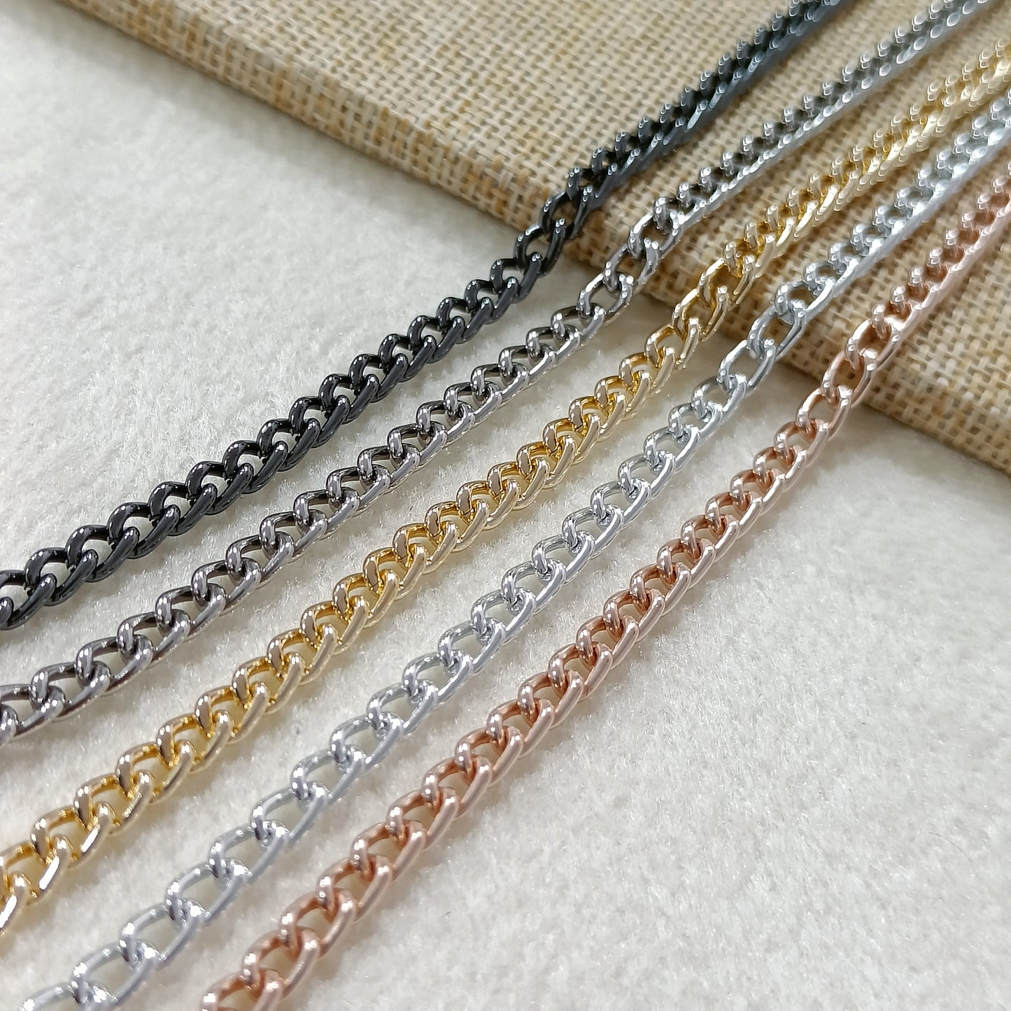 Smoothick Metal Curb Chain