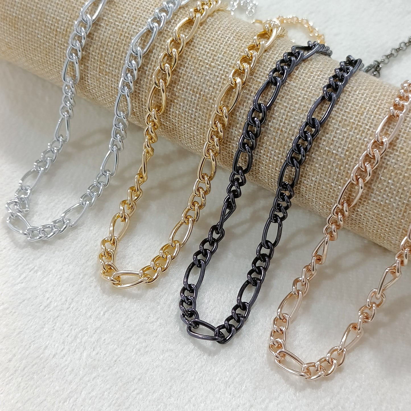 Figaro Sigma Necklace