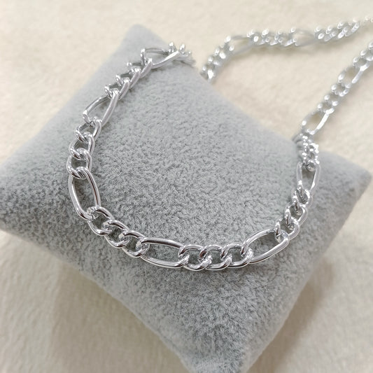 Figaro Sigma Necklace