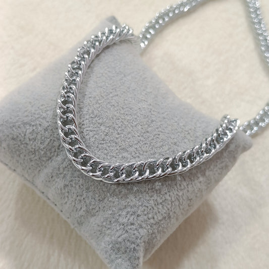 Narrow Double-Link Chain Necklace