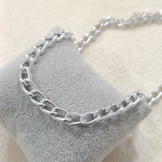 Medium Cut-Link Chain Necklace