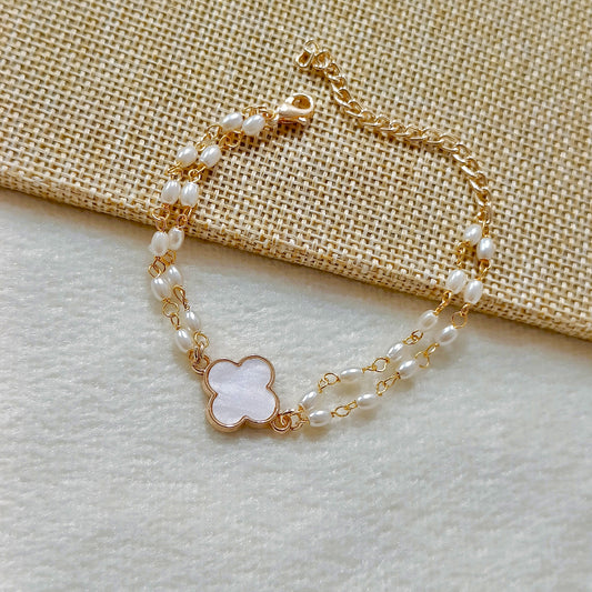 Oval Pearlchain Clover Bracelet for Women