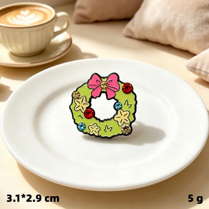 Wreath with Bow Christmas Theme Enamel Pin