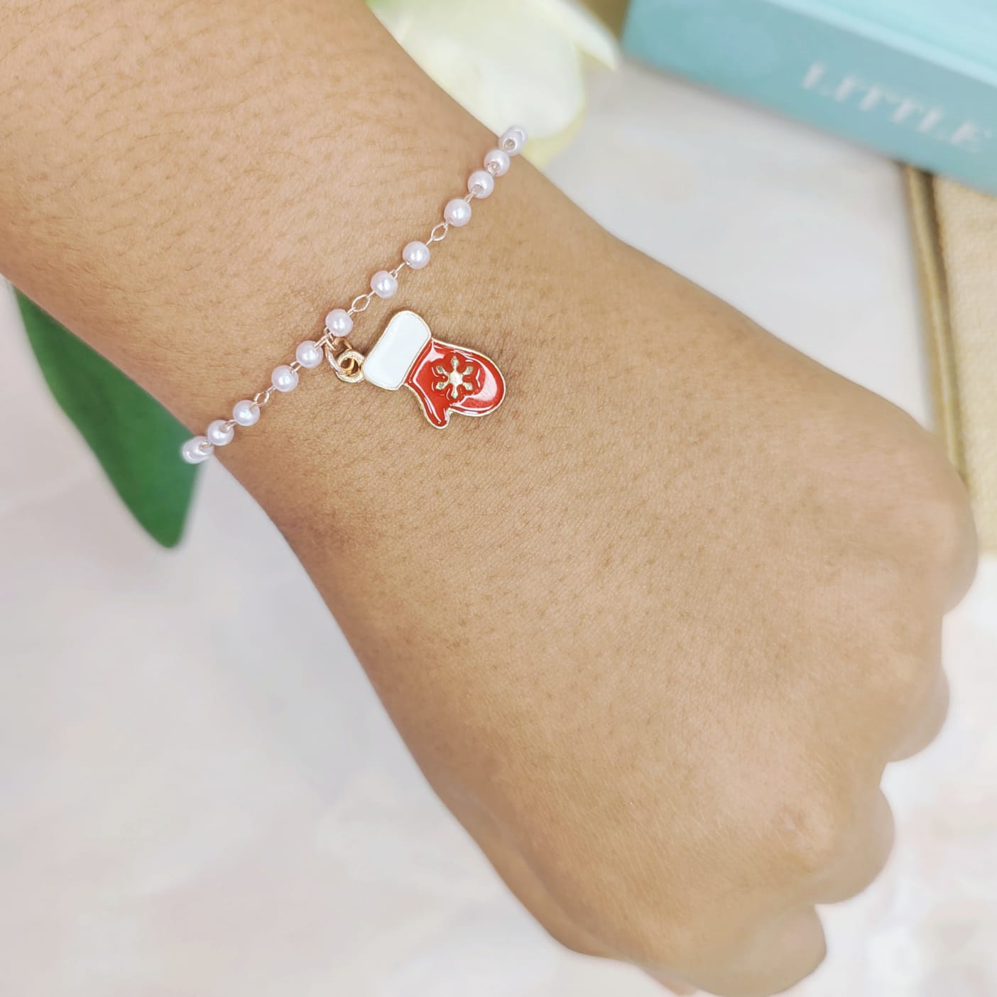 Snowflake Glove Rose Golden Christmas Pearl Chain Bracelet