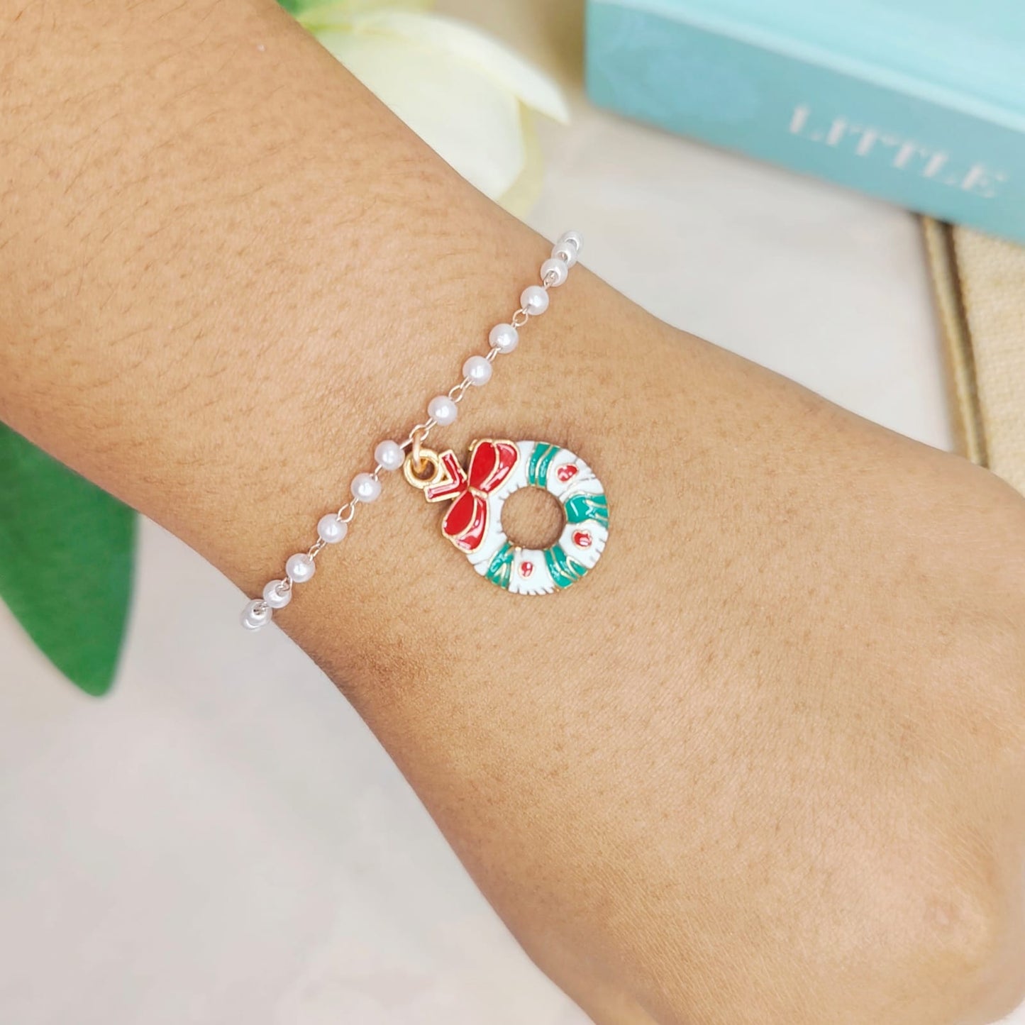 Wreath Rose Golden Christmas Pearl Chain Bracelet