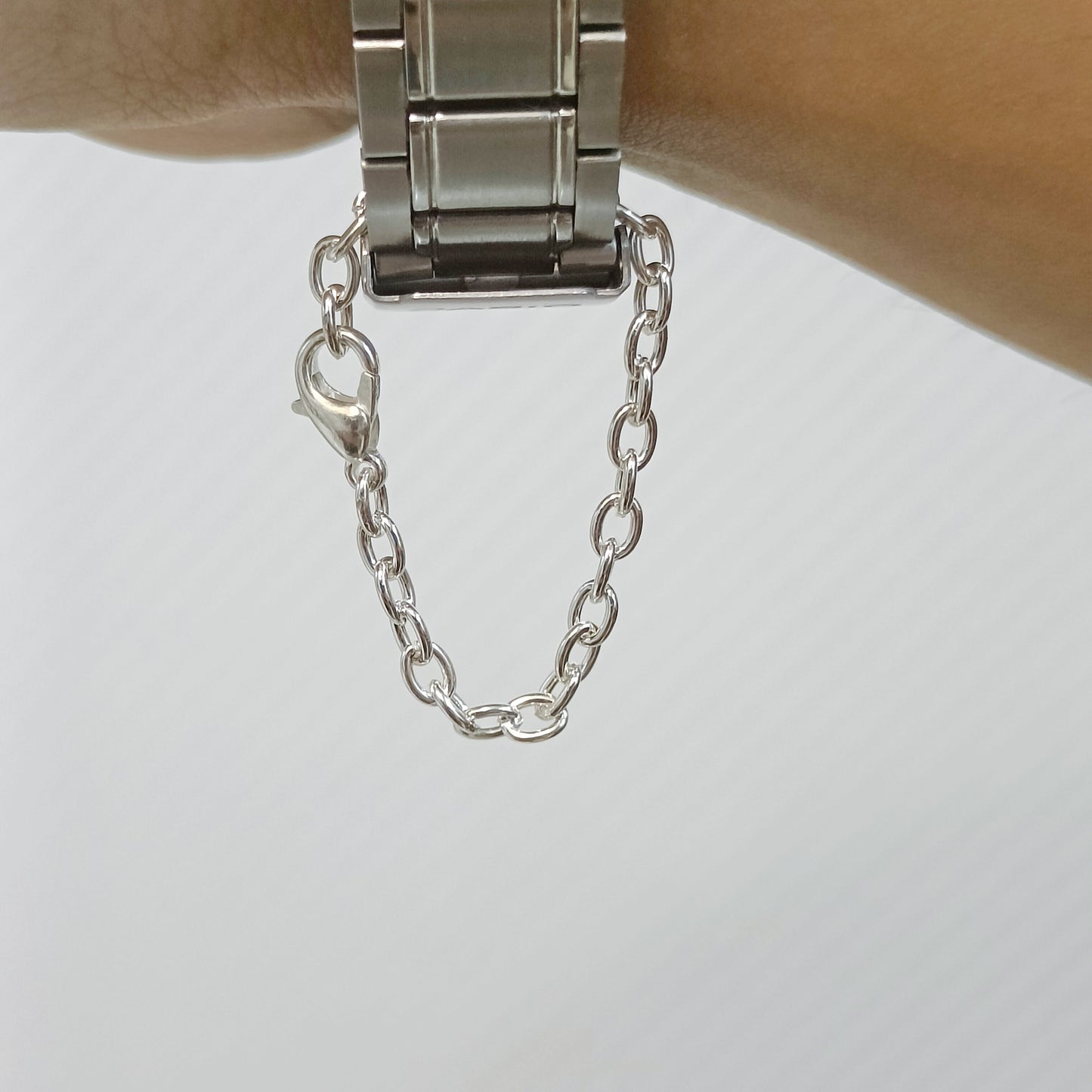 Sleek Narrow Link Chain Plain Watch Charm