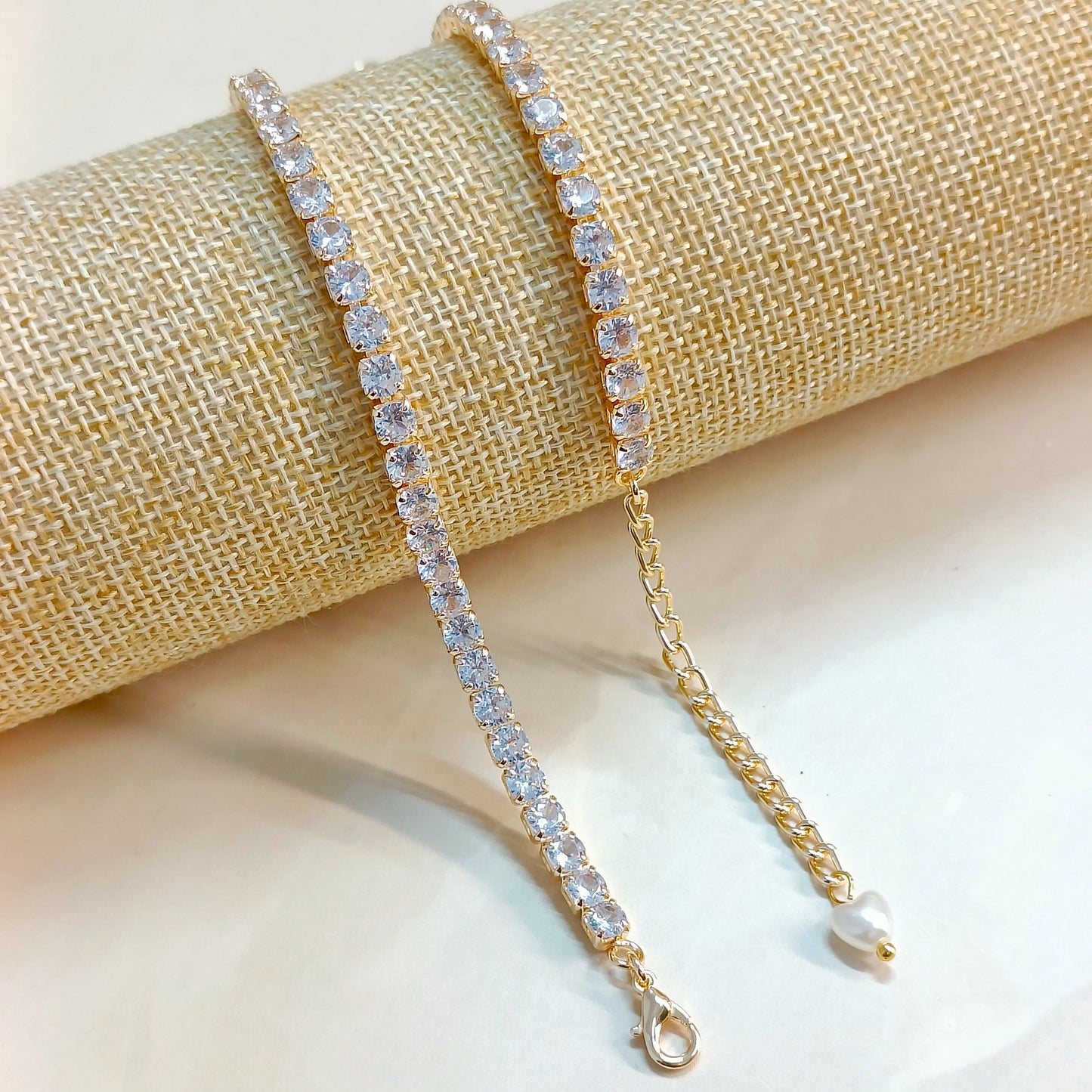 Golden Round American Diamond Tennis Bracelet for Women