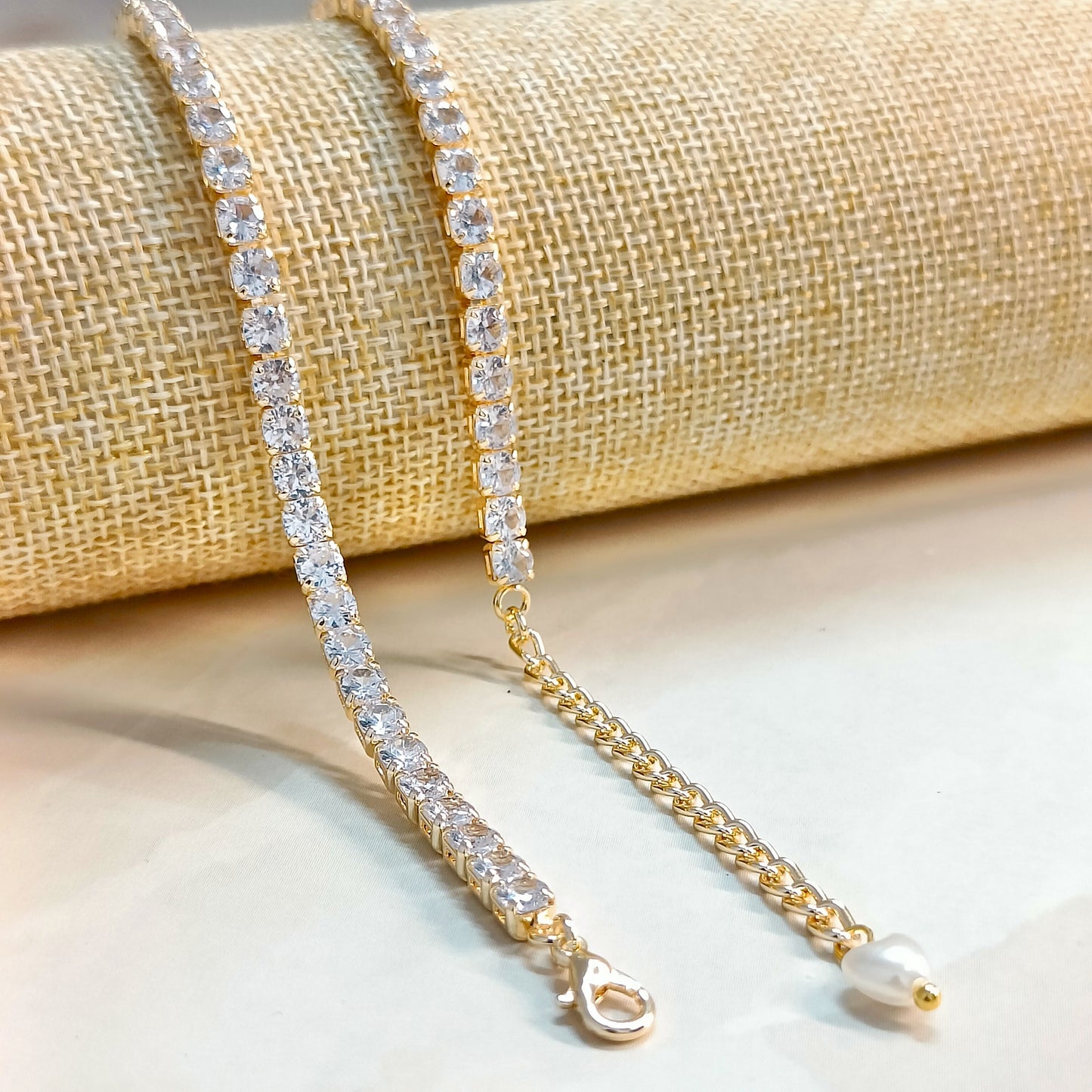 Golden Round American Diamond Tennis Bracelet for Women