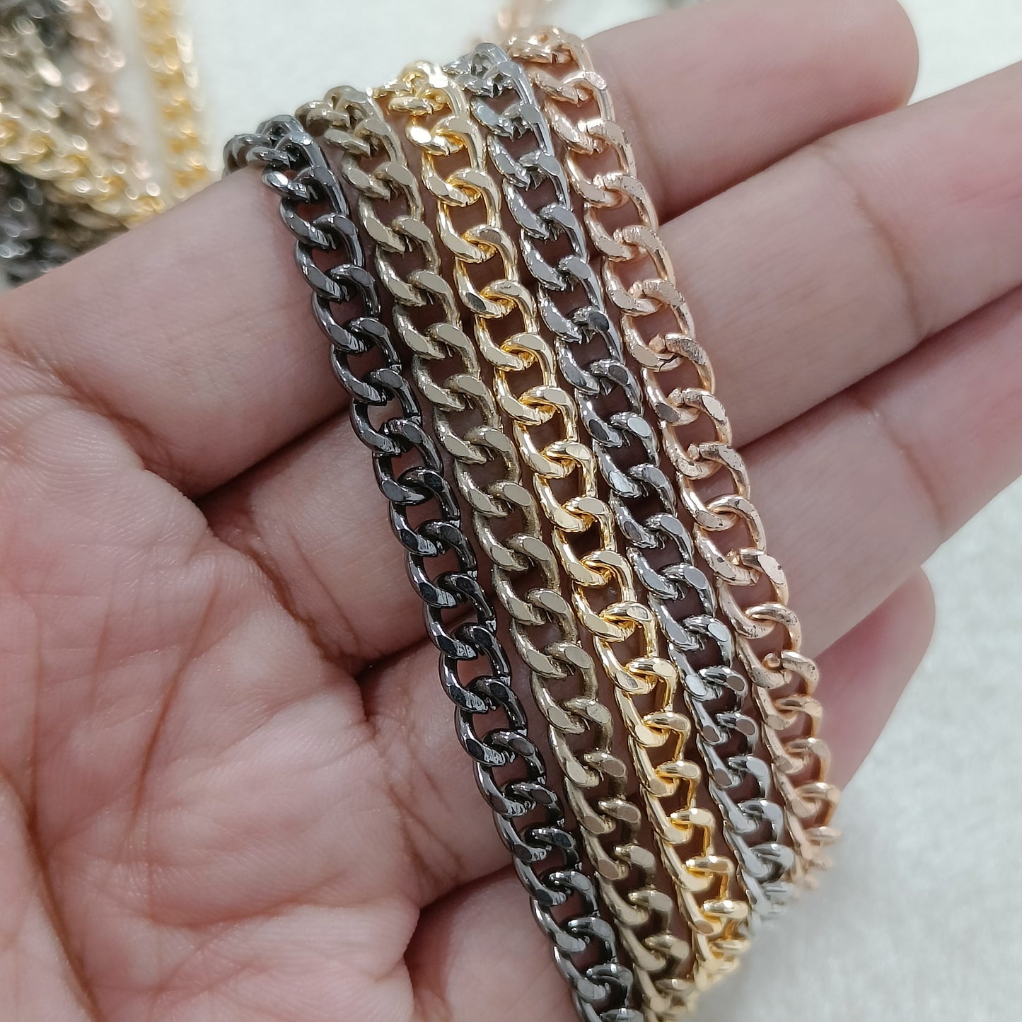 Heavy Metal Curb Chain