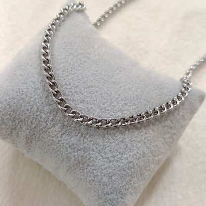 Smoothick Curb Chain Necklace