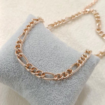 Figaro Sigma Necklace