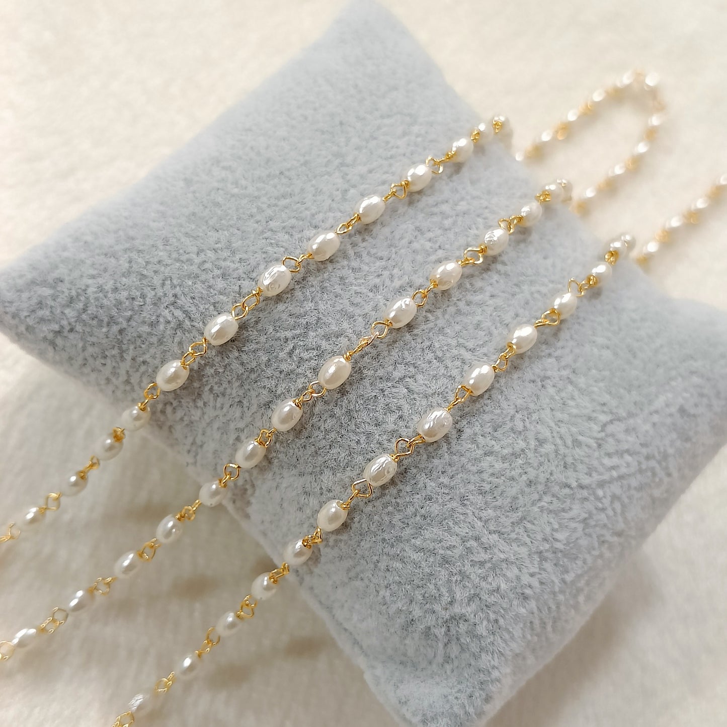 Oval Pearl Knotting Chain Necklace