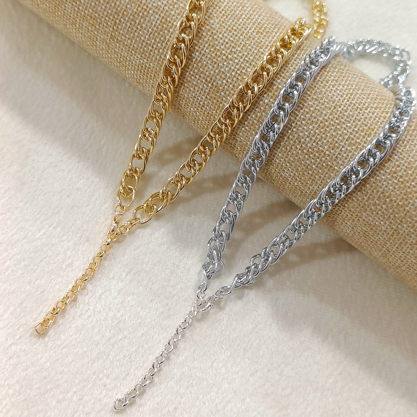 Narrow Double-Link Chain Necklace