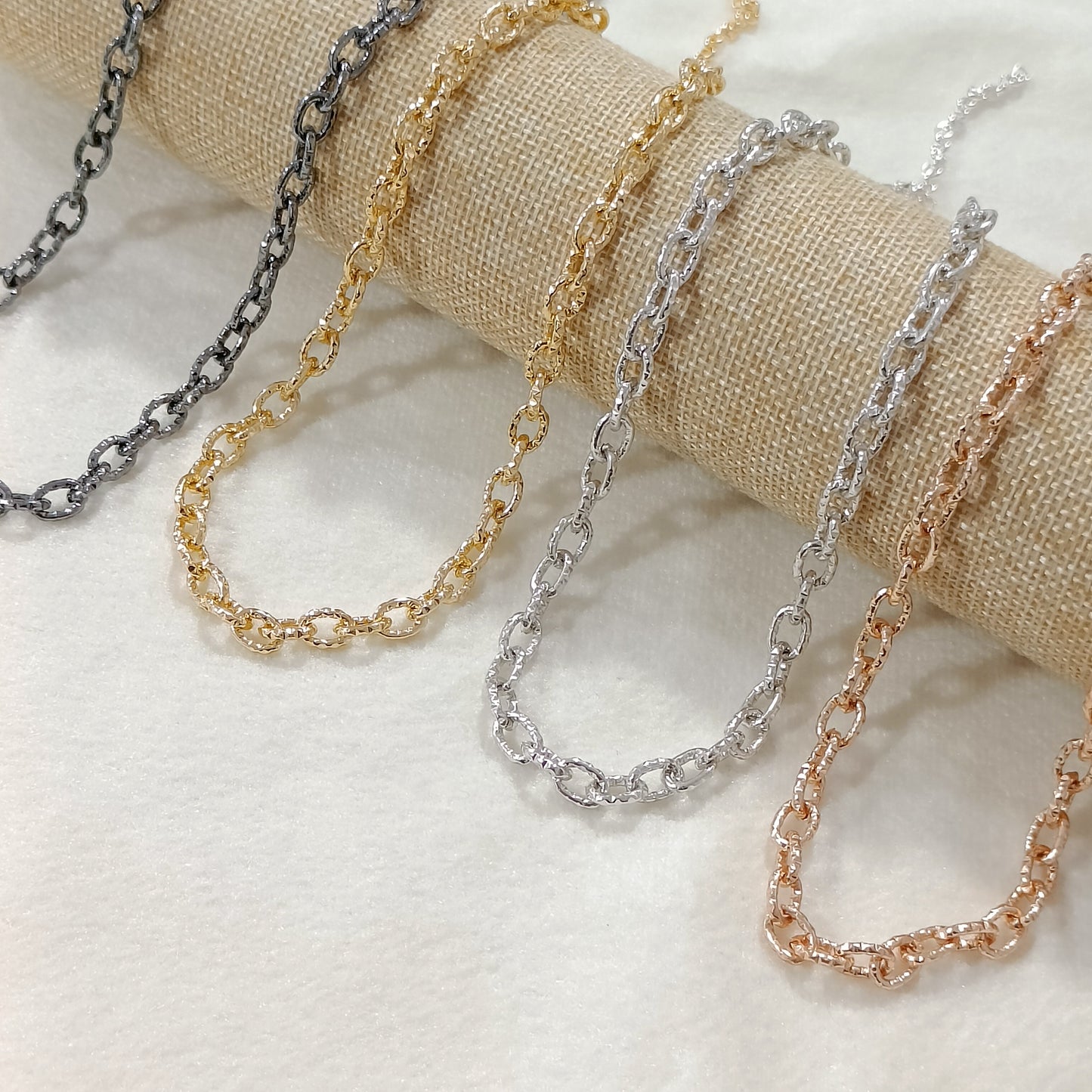 Textured Oval-Link Chain Necklace