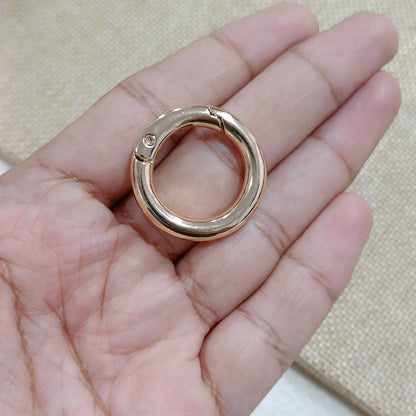 Chunky Round Spring Hooks