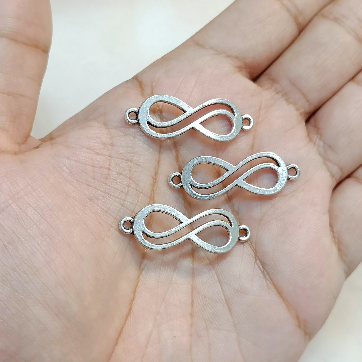 Oxo-Silver Wavy Infinity Connector Charms