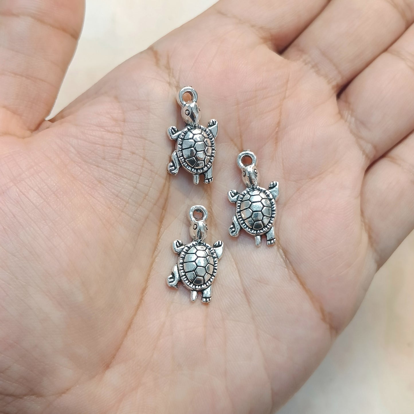 Oxo-Silver Cute Mini Crawling Turtle Metal Charms