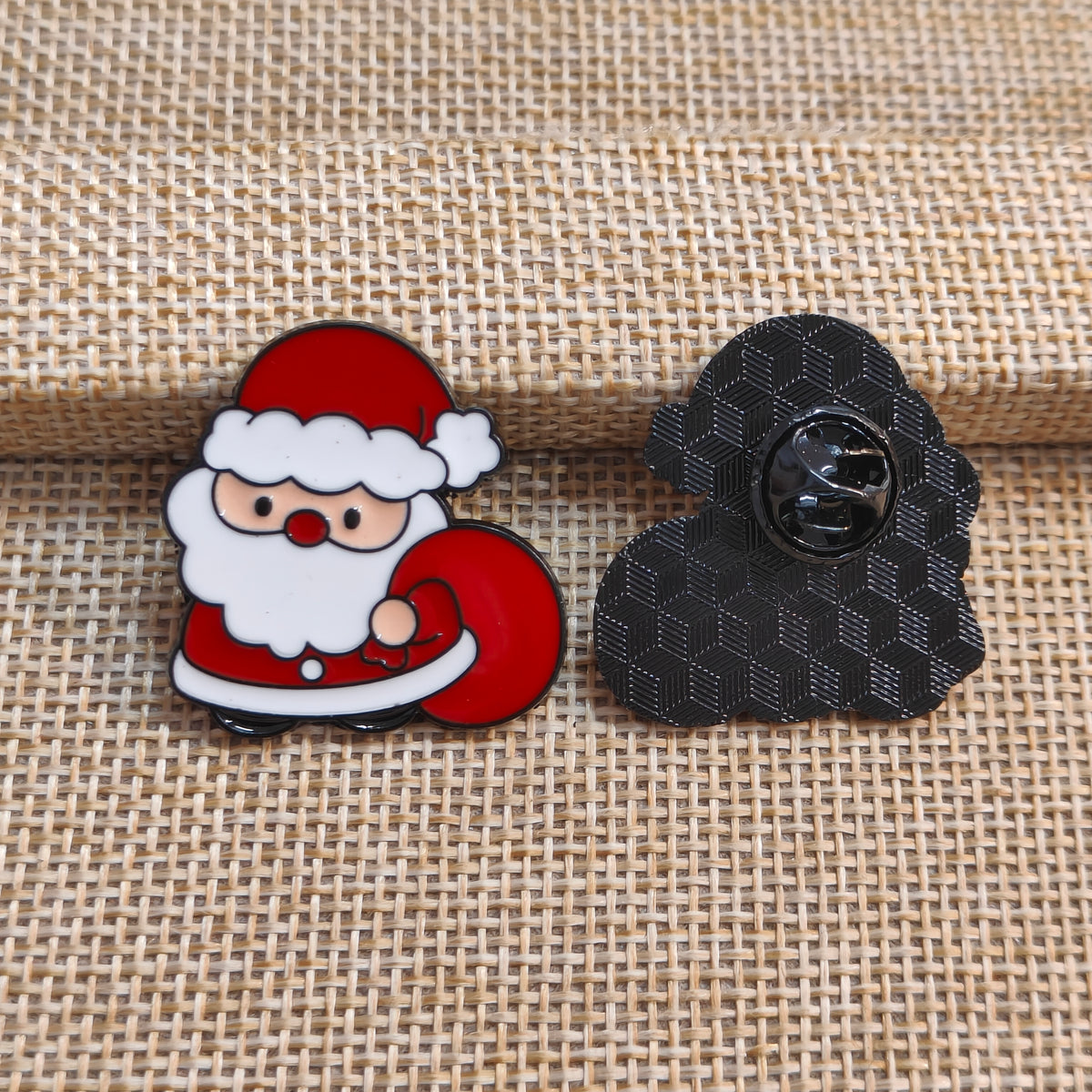 Cute Sneaky Santa Christmas Theme Enamel Pin