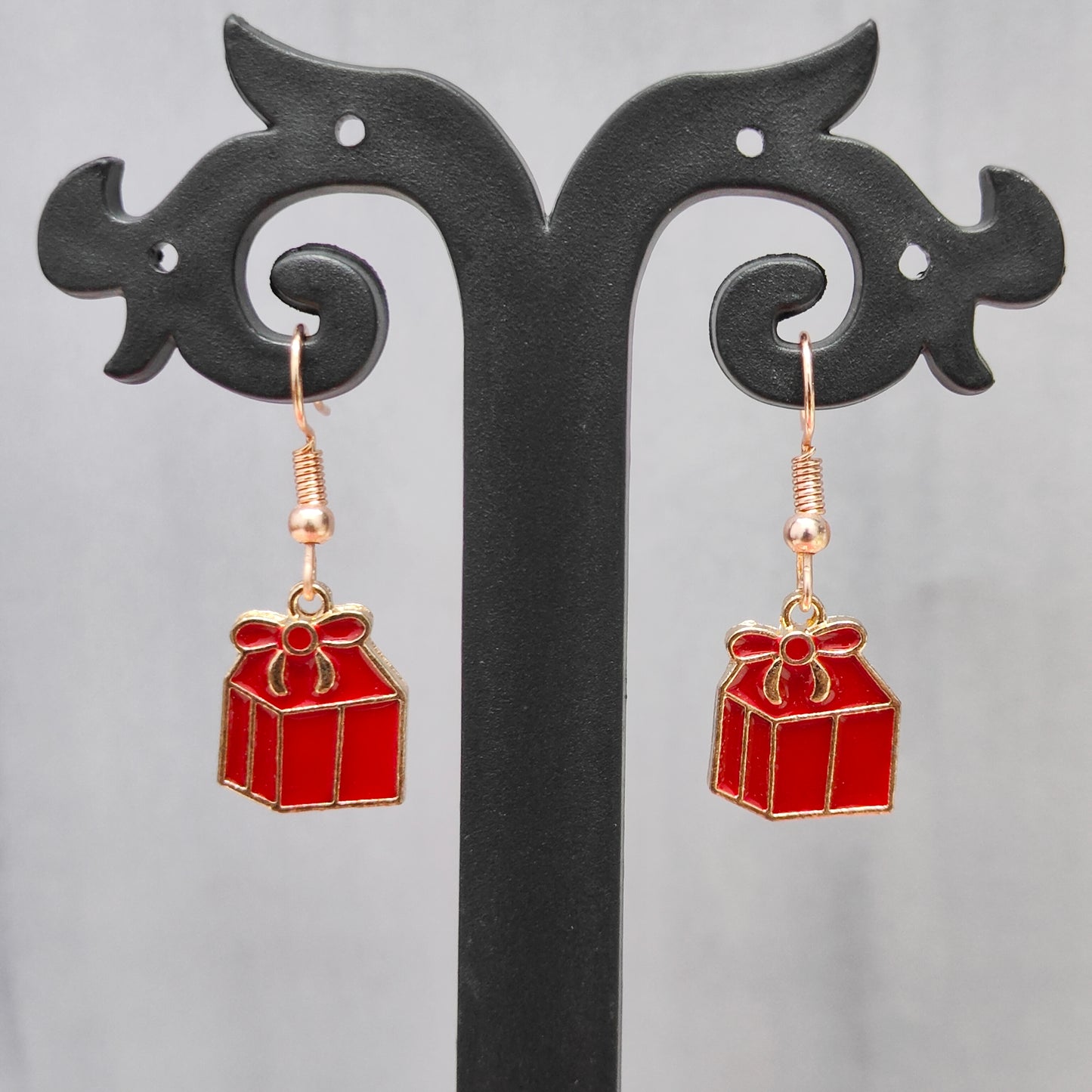 Red Mini Giftbox Rose Golden Christmas Earrings