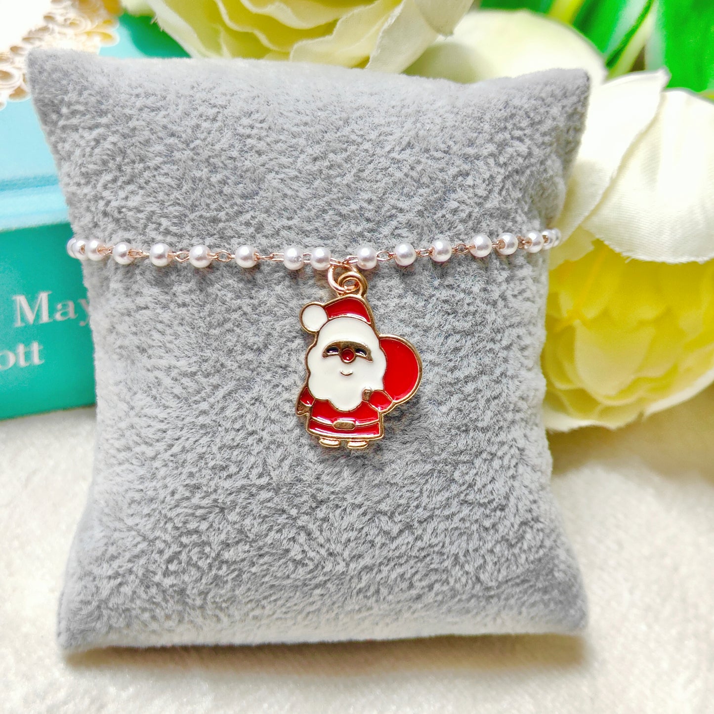 Cute Mini Santa Claus Rose Golden Christmas Pearl Chain Bracelet