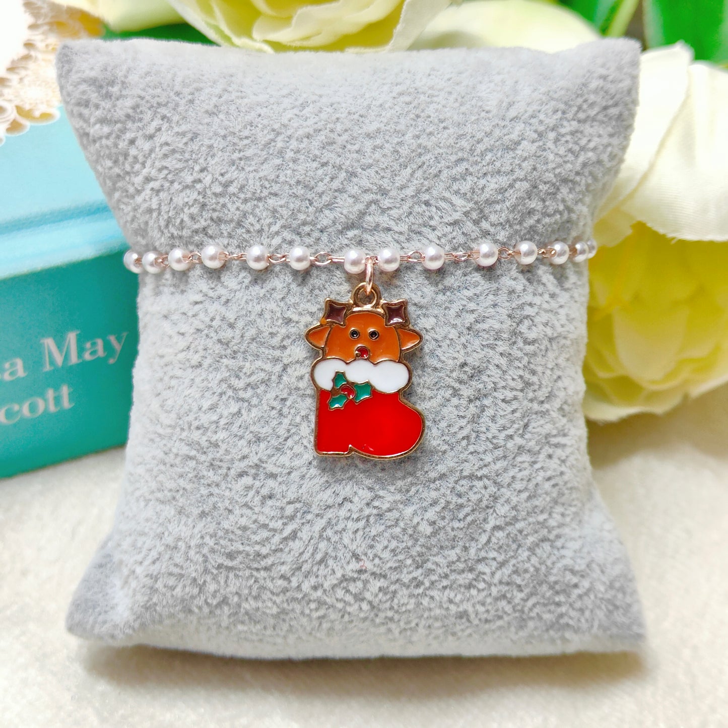 Cute Reindeer Sock Rose Golden Christmas Pearl Chain Bracelet