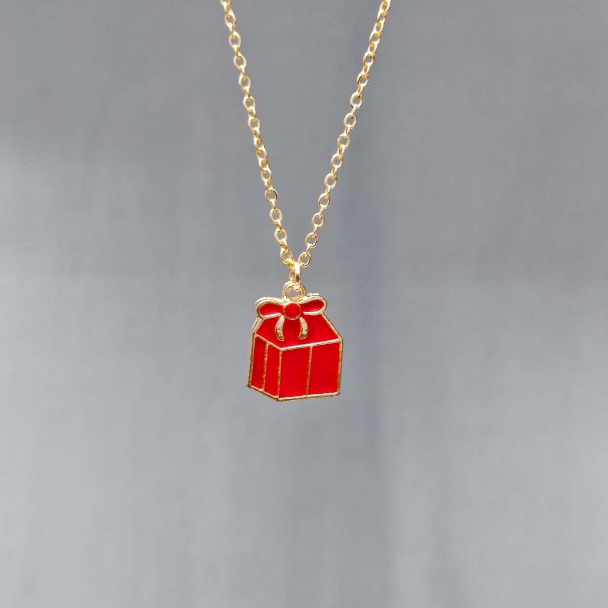 Red Mini Giftbox Golden Christmas Charm Necklace