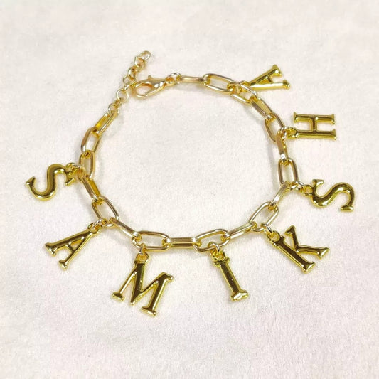 Personalized Golden Initials Oval Chain Name Bracelet