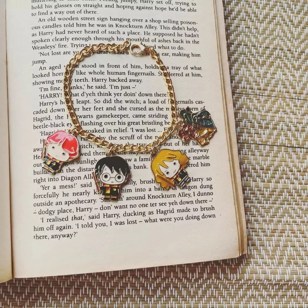 Harry Potter Characters & Hogwarts Charms Bracelet