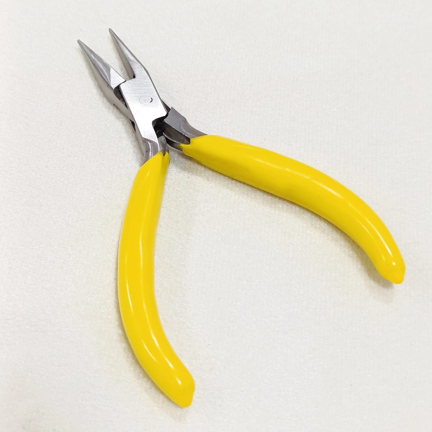 Imported Quality Flat-Nose Plier