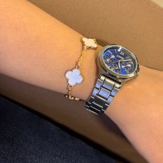 Iconic White Three Clover Bracelet for Women